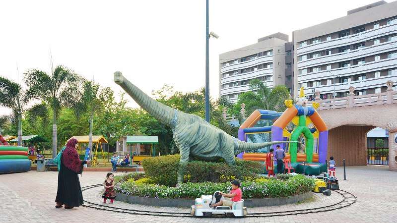 Rustomjee Global City